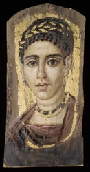 Retrato de uma jovem mulher com uma coroa dourada, 120-140 AD (encáustica, madeira, folha de ouro)